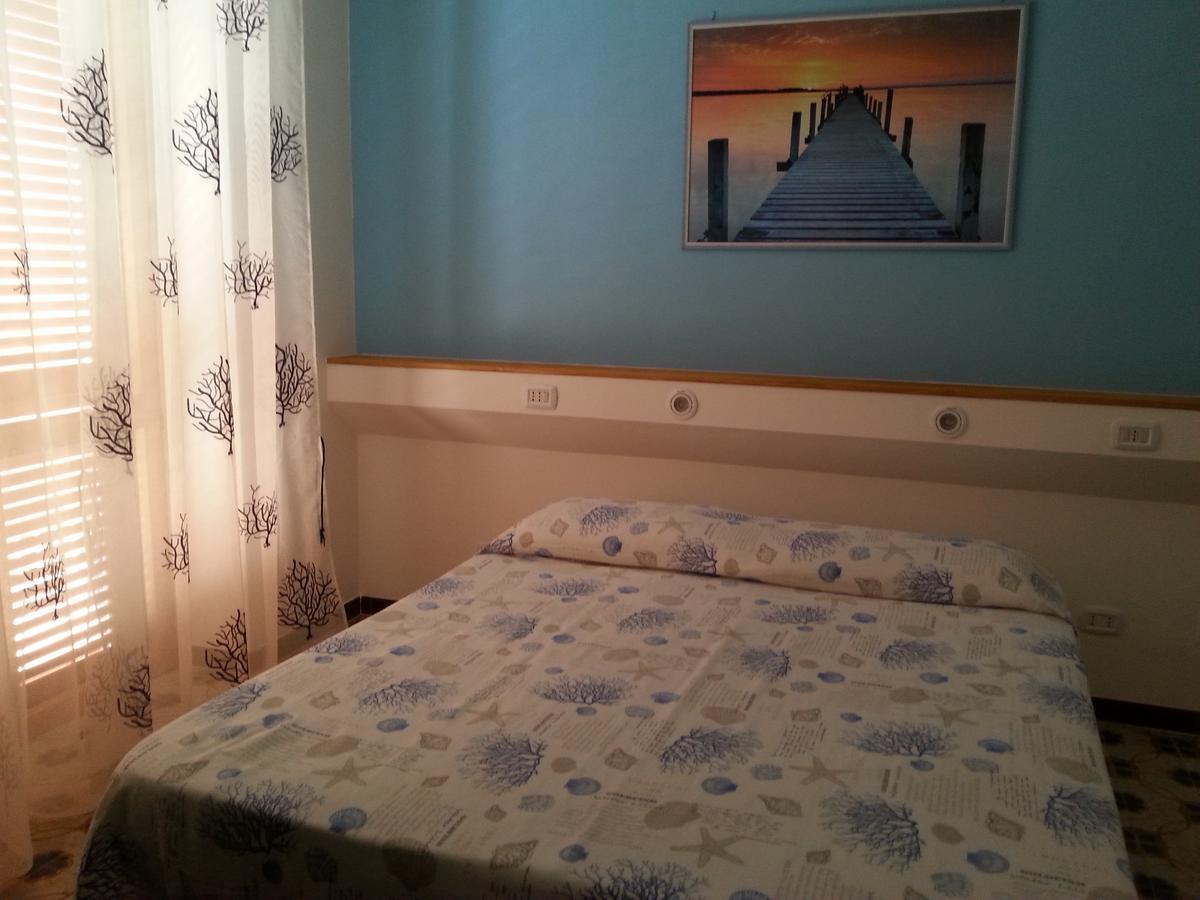 Appartamento In Villa Valentini, Fronte Mare, Giardino E Parcheggio Privato, Wifi, Dotato Di Tutti I Confort, Nel Golfo Di Gaeta Minturno Eksteriør bilde
