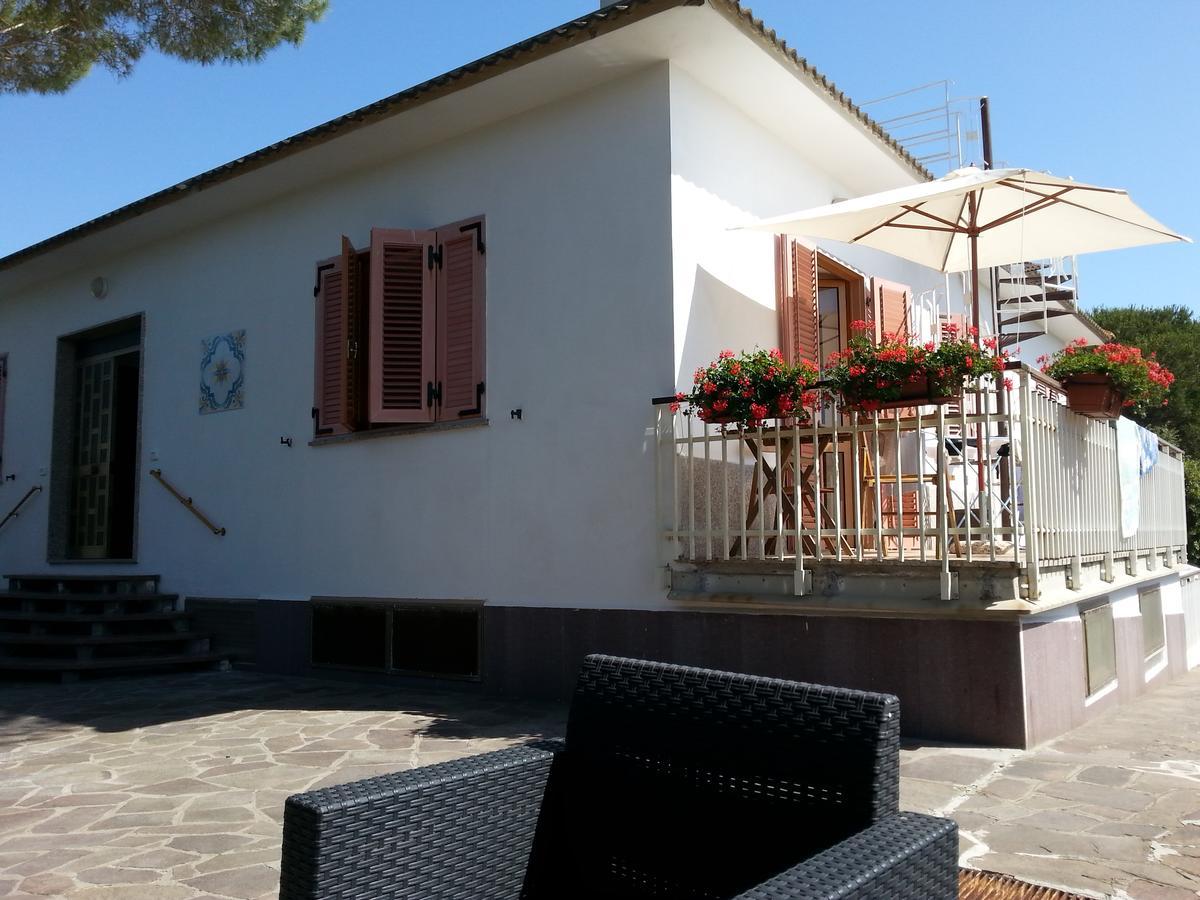 Appartamento In Villa Valentini, Fronte Mare, Giardino E Parcheggio Privato, Wifi, Dotato Di Tutti I Confort, Nel Golfo Di Gaeta Minturno Eksteriør bilde